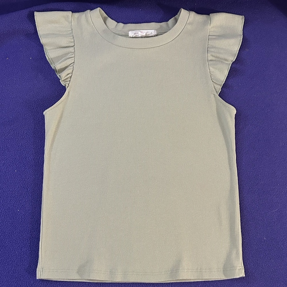 Women’s lightly ribbed flutter tank in Desert Sage